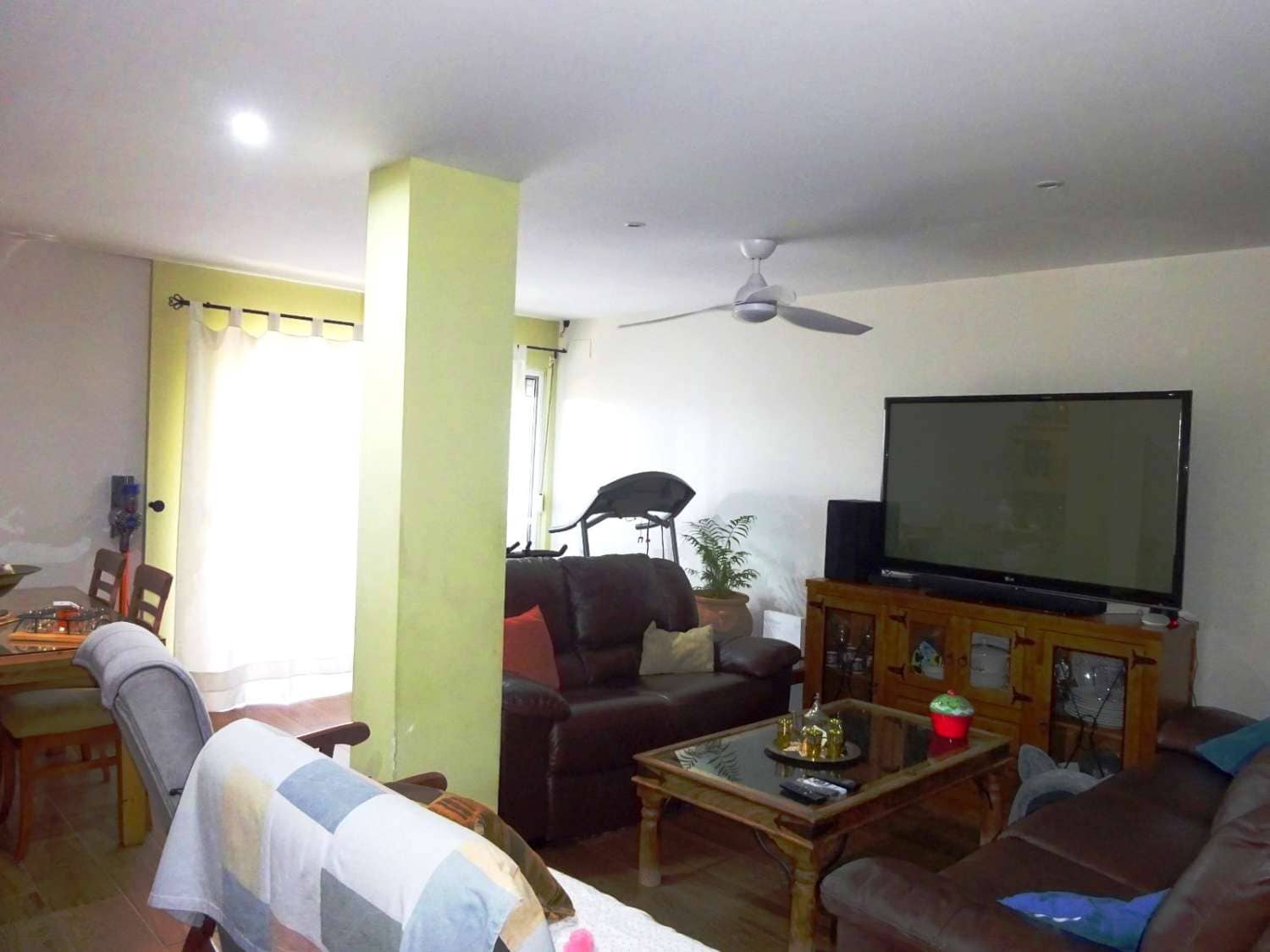 8 quarto Moradia para venda em Alhaurin de la Torre com piscina - 910 000 € (Ref: 8373099)