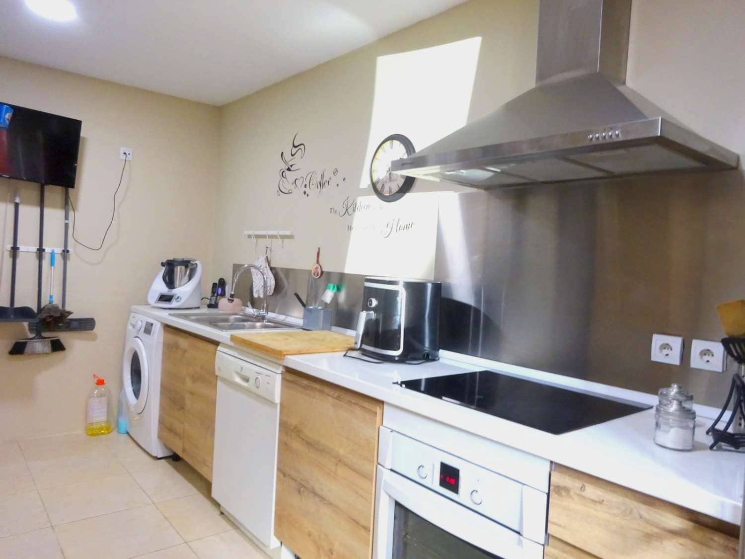 8 quarto Moradia para venda em Alhaurin de la Torre com piscina - 910 000 € (Ref: 8373099)