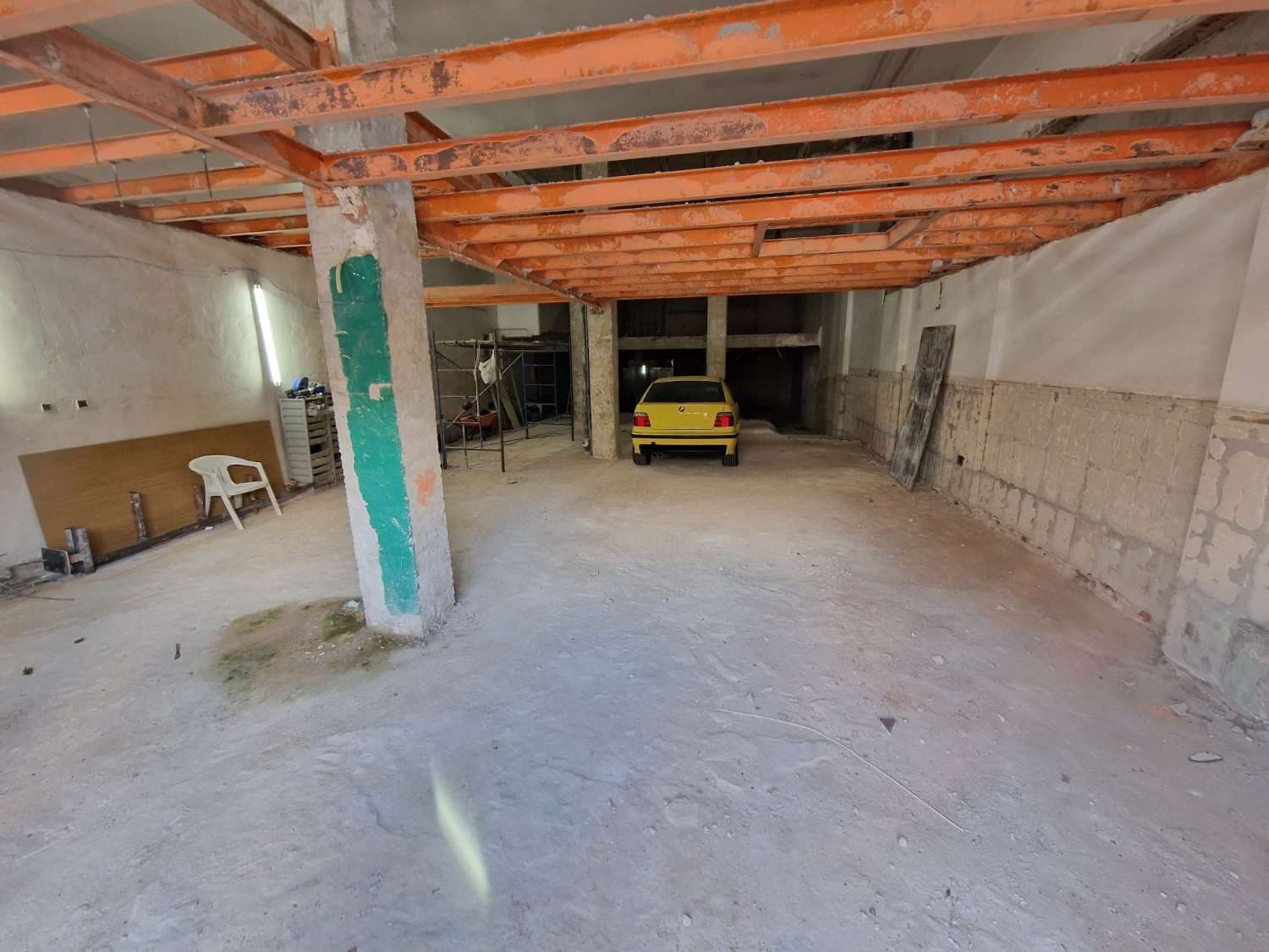 Kommersiell til salgs i Alhaurin de la Torre - € 310 000 (Ref: 8508600)