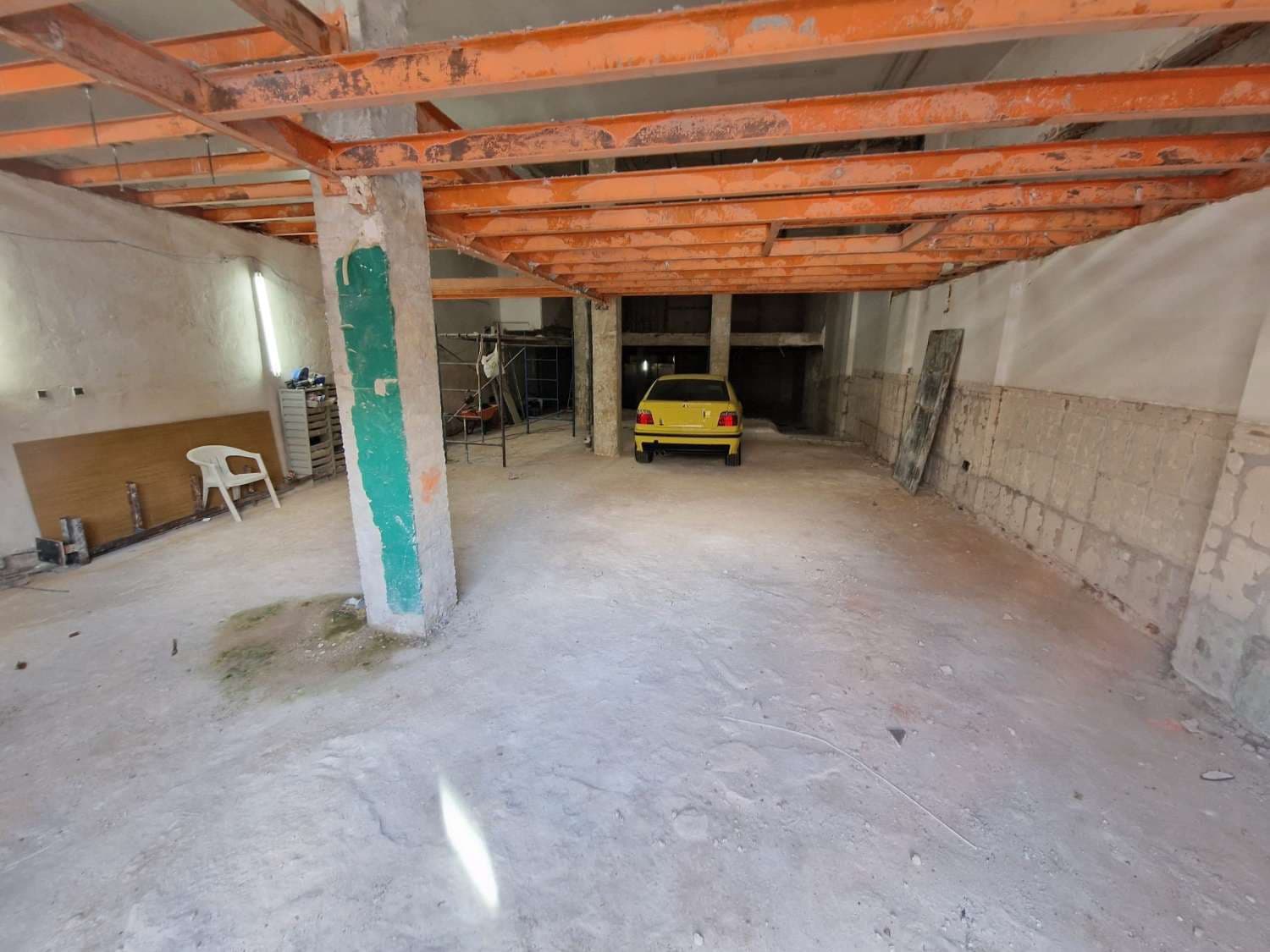 Kommersiell til salgs i Alhaurin de la Torre - € 310 000 (Ref: 8508600)