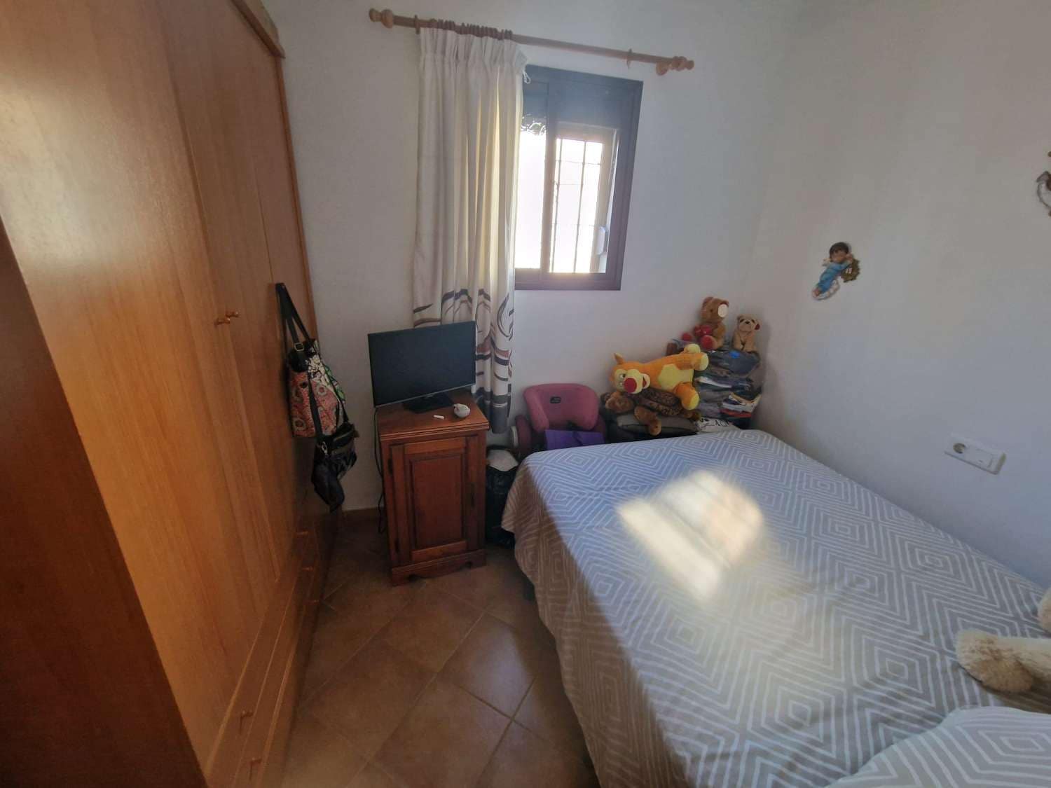 4 soveværelse Villa til salg i Guaro med swimmingpool - € 525.000 (Ref: 8522737)