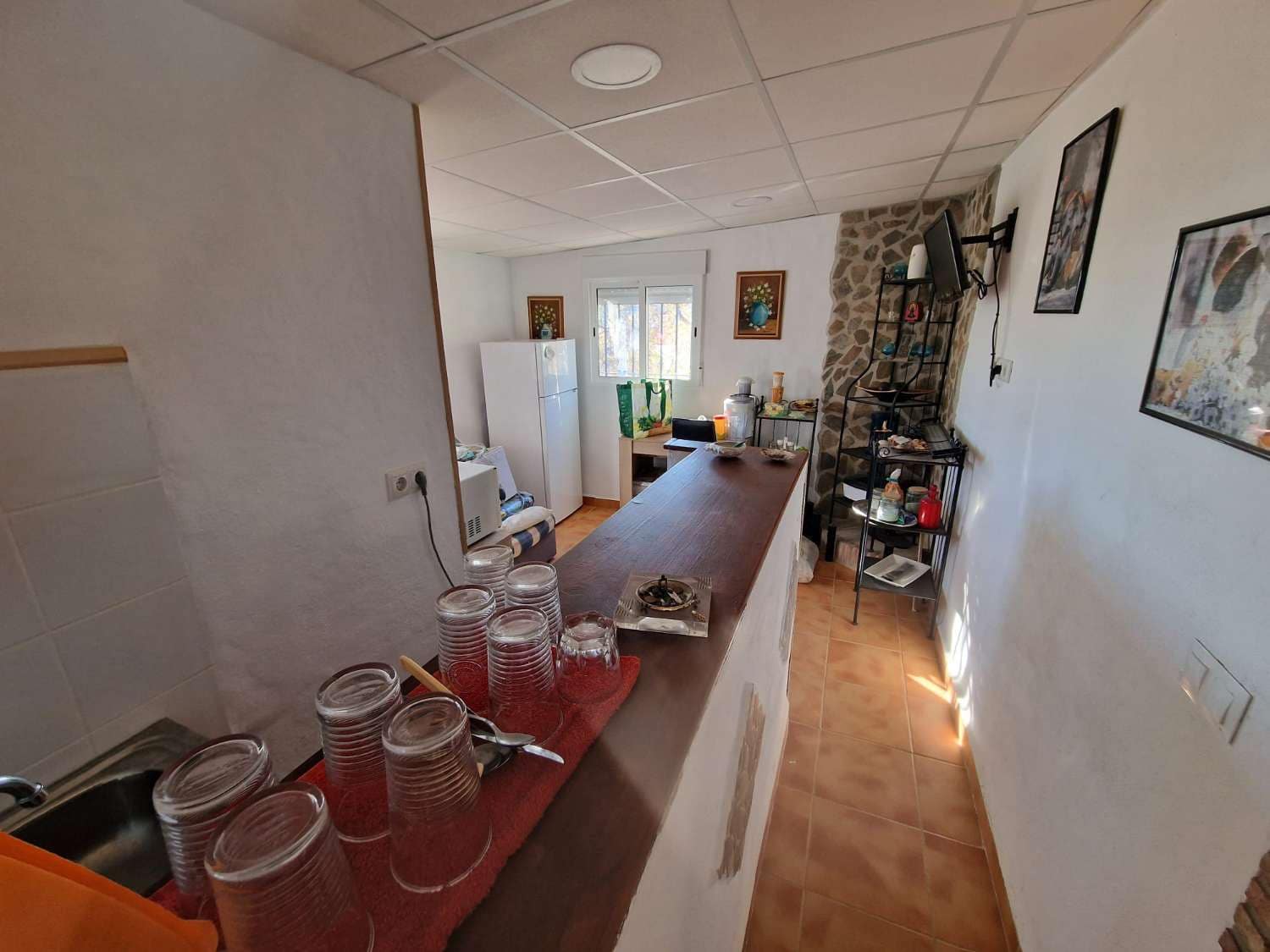 4 soveværelse Villa til salg i Guaro med swimmingpool - € 525.000 (Ref: 8522737)