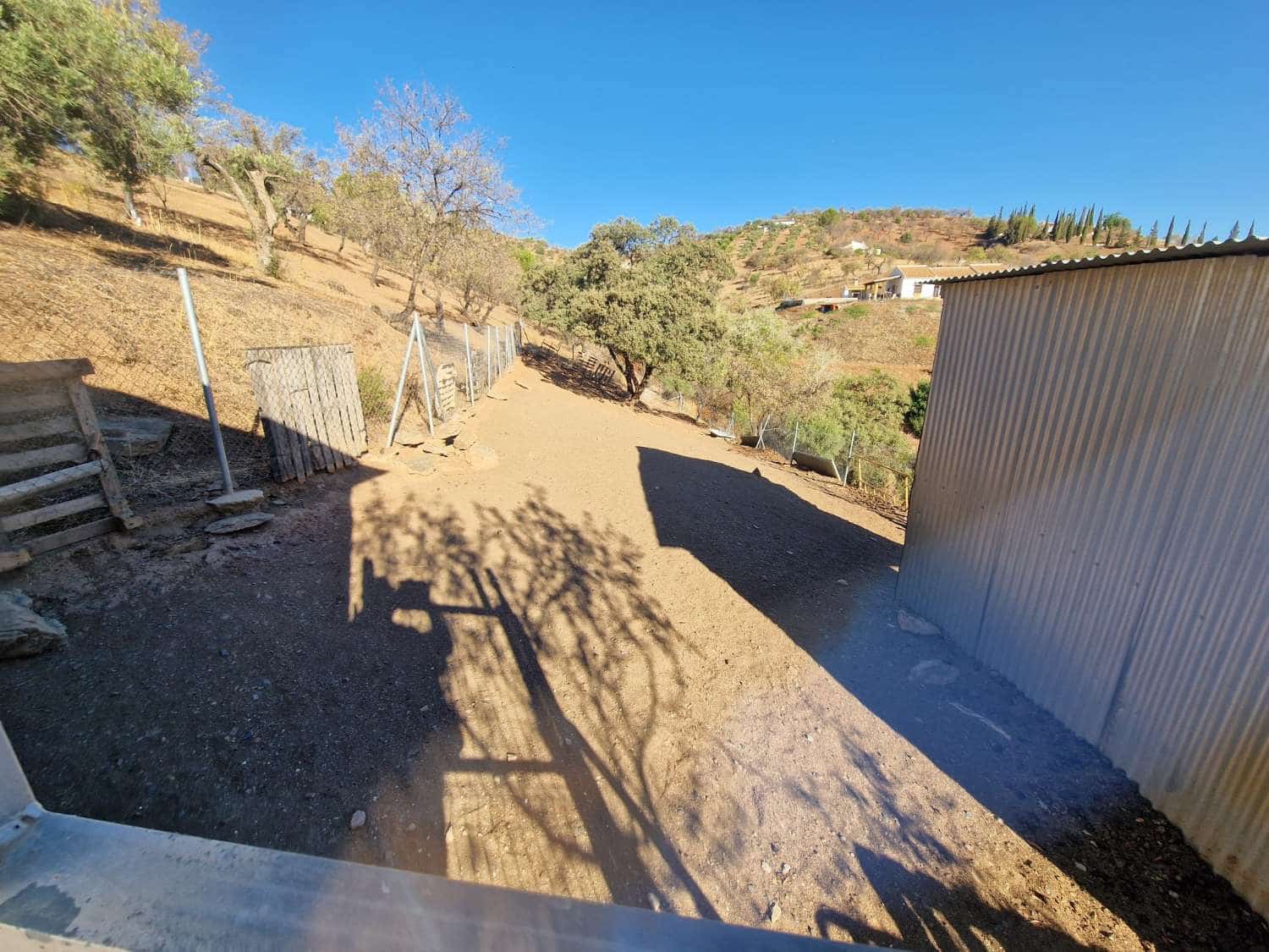 4 soveværelse Villa til salg i Guaro med swimmingpool - € 525.000 (Ref: 8522737)