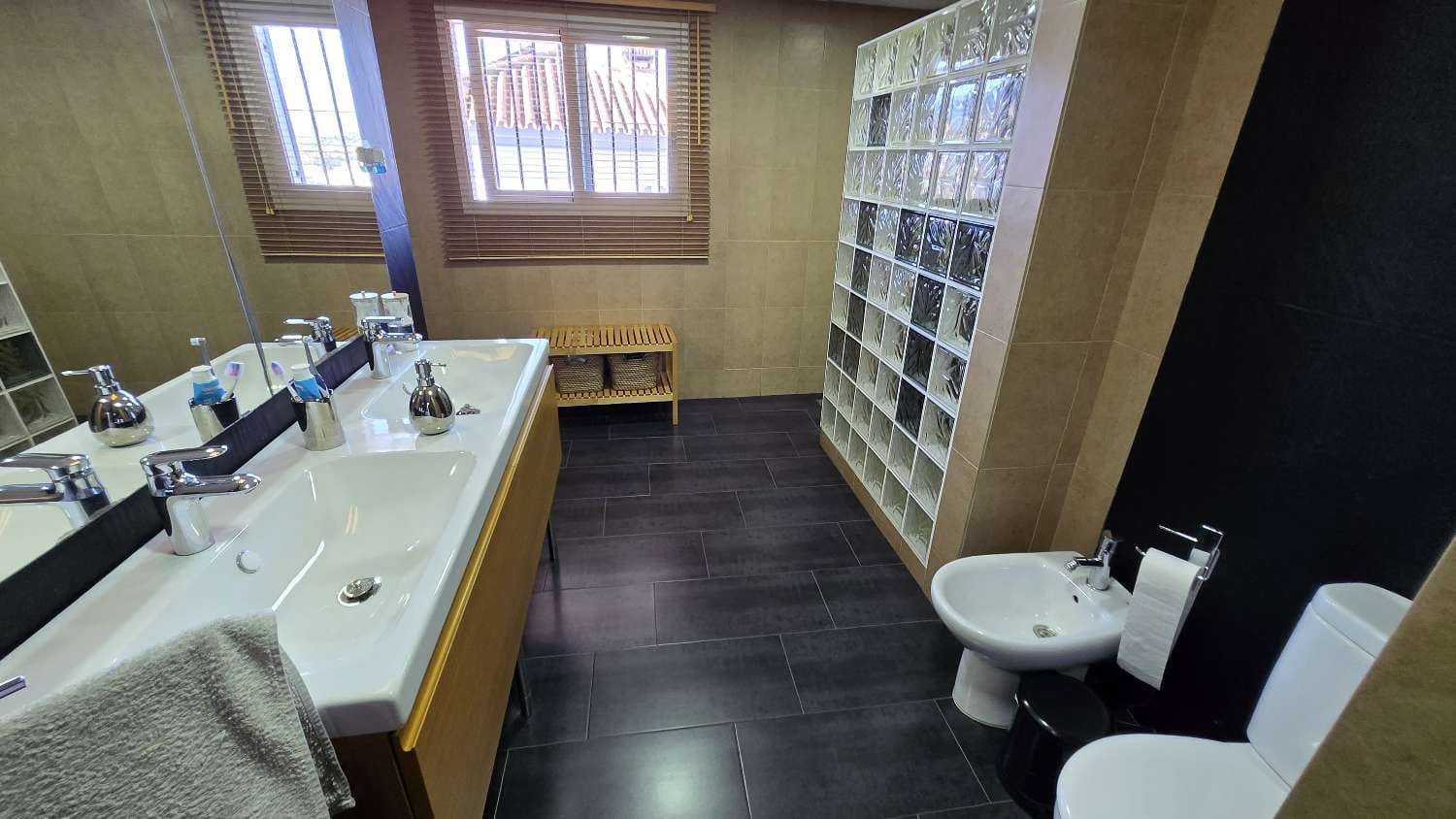 5 sypialnia Willa na sprzedaż w Alhaurin de la Torre z basenem - 779 000 € (Ref: 8741006)