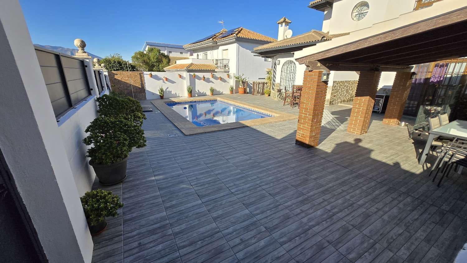 5 sypialnia Willa na sprzedaż w Alhaurin de la Torre z basenem - 779 000 € (Ref: 8741006)