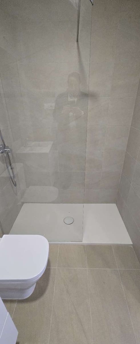 3 sovrum Lägenhet att hyra i Malaga stad med pool garage - 2 000 € (Ref: 8809279)