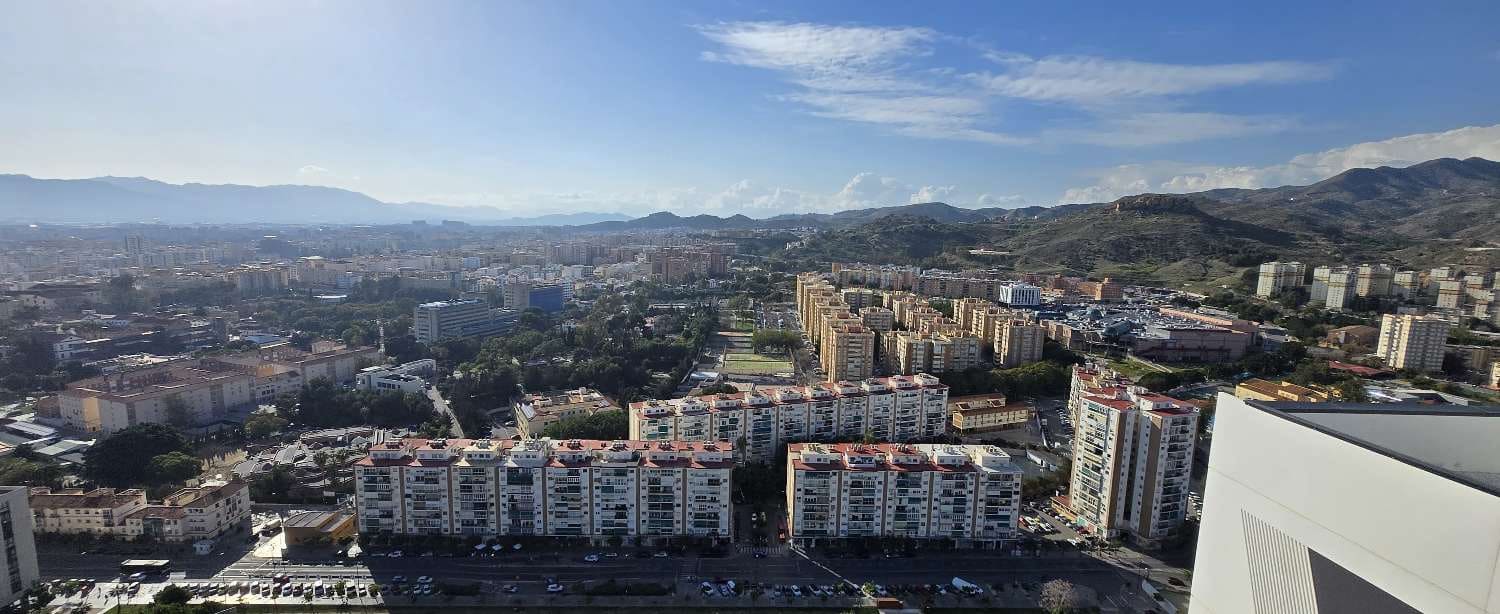 3 sovrum Lägenhet att hyra i Malaga stad med pool garage - 2 000 € (Ref: 8809279)