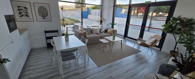 3 sovrum Lägenhet att hyra i Martiricos, Málaga stad med pool garage - 2 000 € (Ref: 8809279)