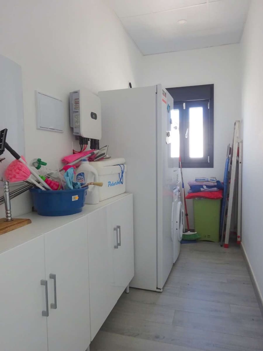 4 sypialnia Willa na sprzedaż w Alhaurin de la Torre z basenem garażem - 810 000 € (Ref: 8956613)