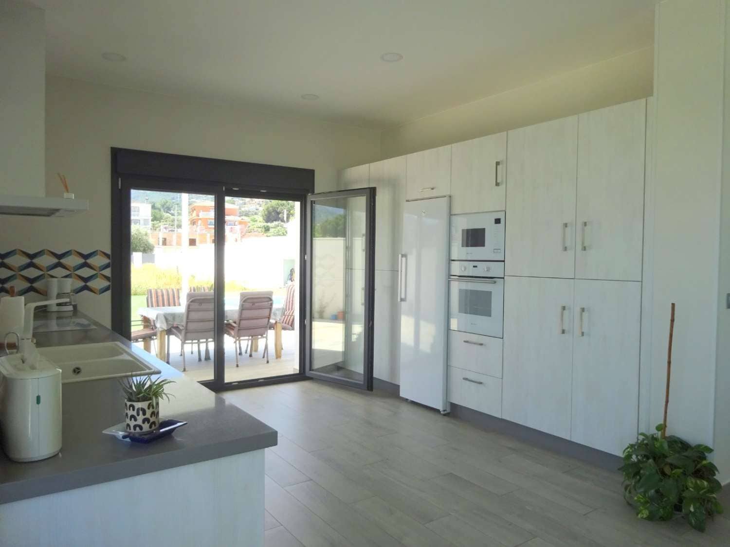 4 sypialnia Willa na sprzedaż w Alhaurin de la Torre z basenem garażem - 810 000 € (Ref: 8956613)