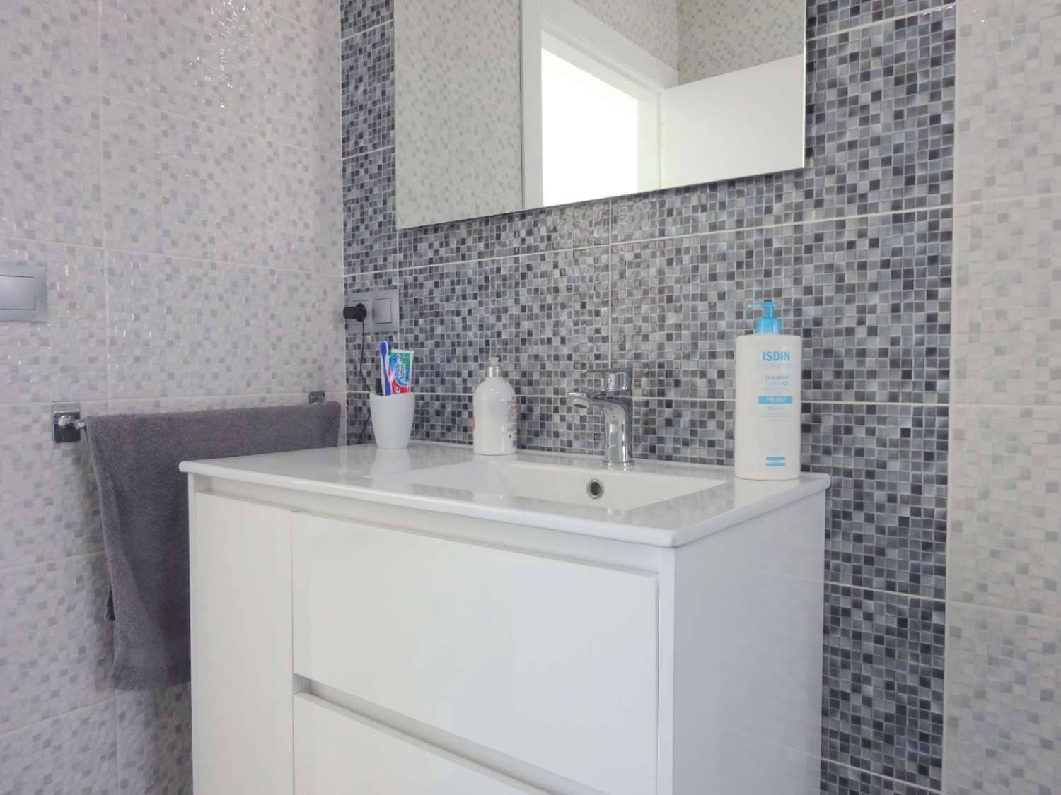 4 sypialnia Willa na sprzedaż w Alhaurin de la Torre z basenem garażem - 810 000 € (Ref: 8956613)