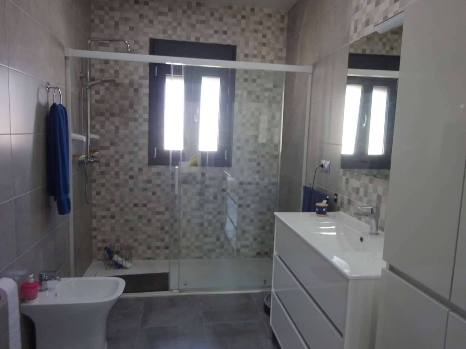 4 sypialnia Willa na sprzedaż w Alhaurin de la Torre z basenem garażem - 810 000 € (Ref: 8956613)