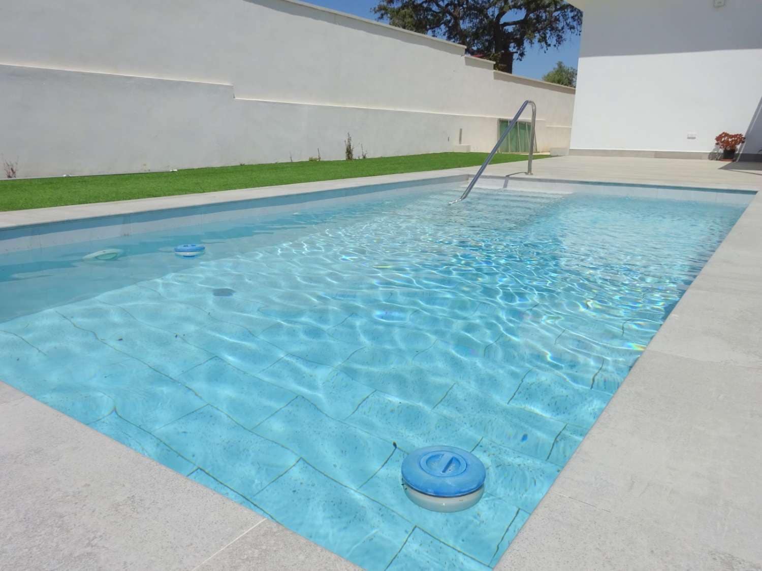 4 sypialnia Willa na sprzedaż w Alhaurin de la Torre z basenem garażem - 810 000 € (Ref: 8956613)