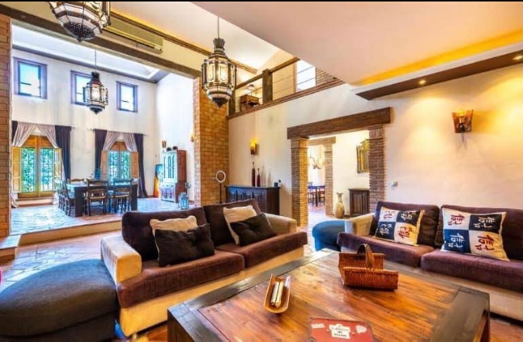 5 soverom Villa til leie i Estacion de Cartama med svømmebasseng - € 2 900 (Ref: 9016741)