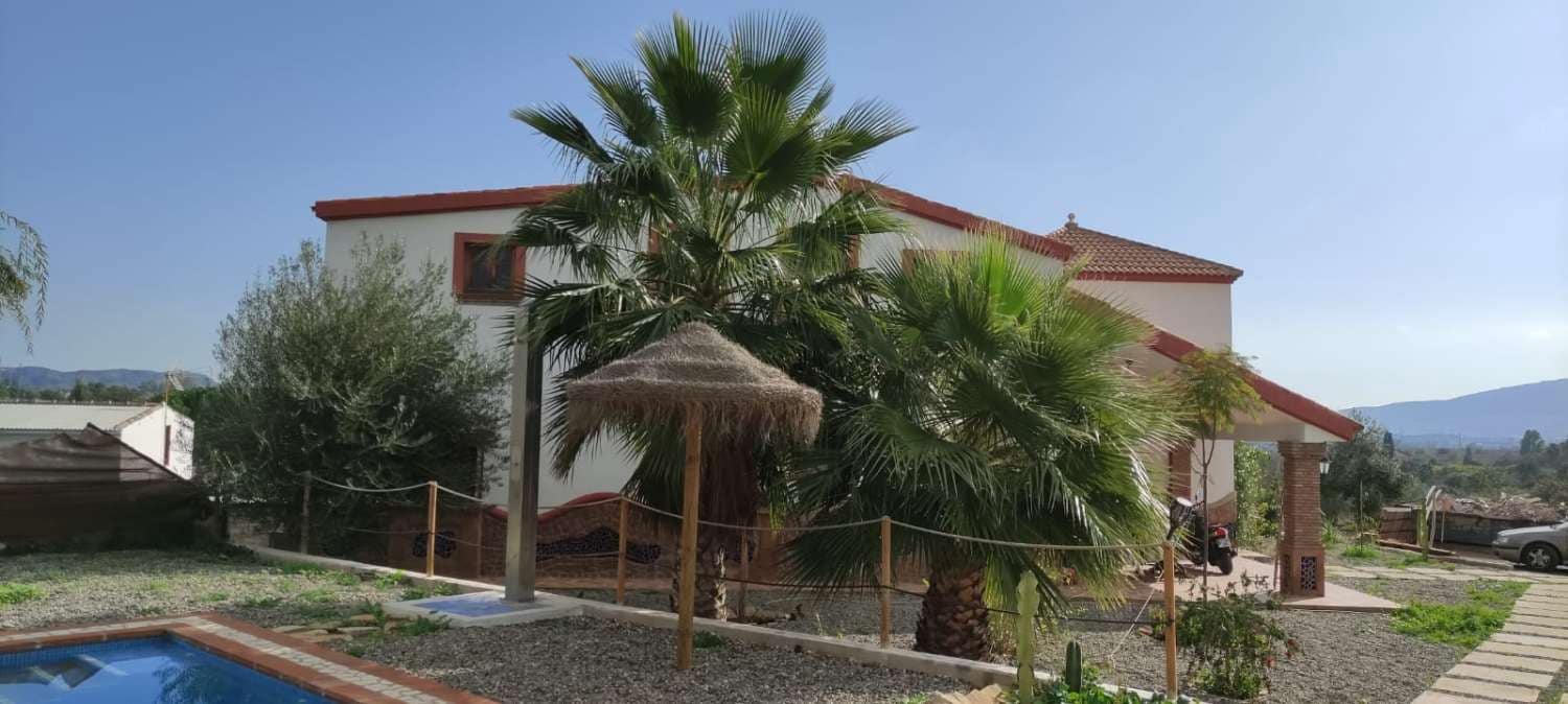 5 soverom Villa til leie i Estacion de Cartama med svømmebasseng - € 2 900 (Ref: 9016741)