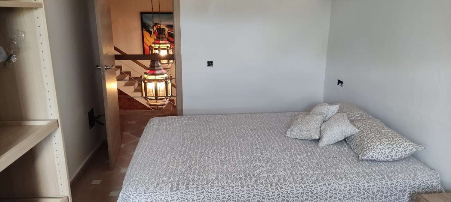 5 soverom Villa til leie i Estacion de Cartama med svømmebasseng - € 2 900 (Ref: 9016741)