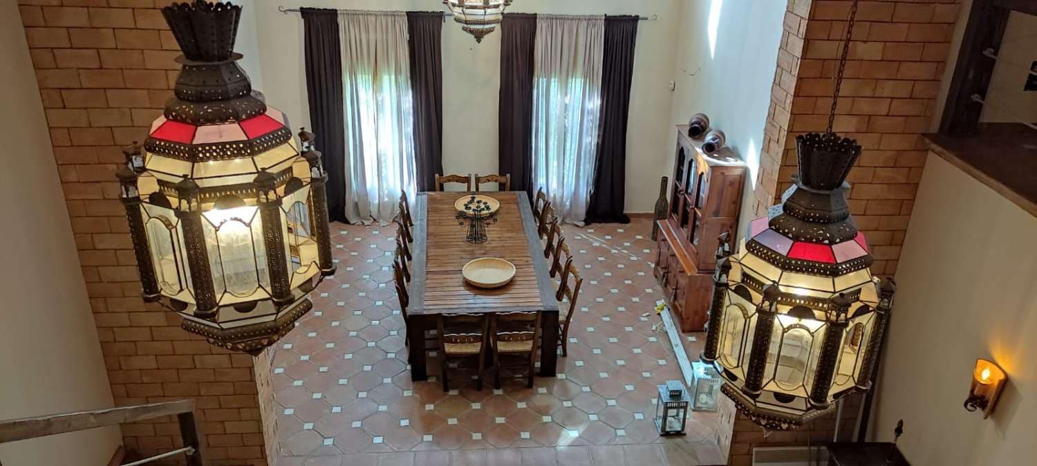 5 soverom Villa til leie i Estacion de Cartama med svømmebasseng - € 2 900 (Ref: 9016741)