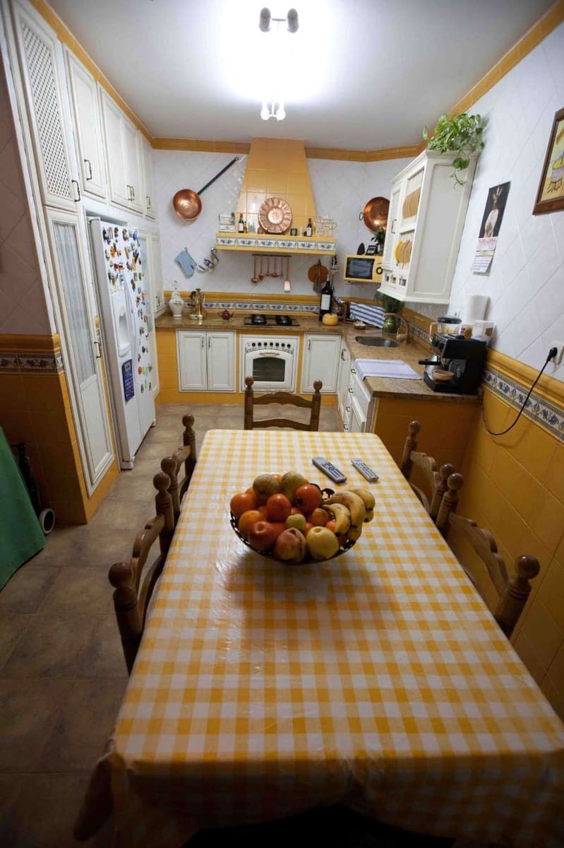 4 sovrum Hus till salu i Malaga stad - 550 000 € (Ref: 9088447)