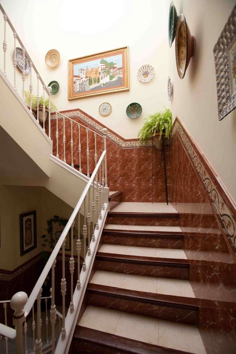 4 sovrum Hus till salu i Malaga stad - 550 000 € (Ref: 9088447)