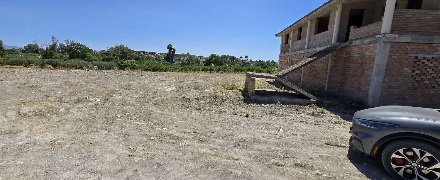 4 soveværelse Villa til salg i Alhaurin el Grande med swimmingpool - € 280.000 (Ref: 9088448)