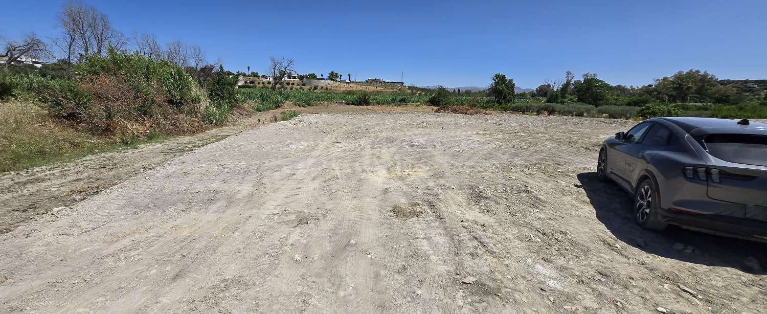 4 soveværelse Villa til salg i Alhaurin el Grande med swimmingpool - € 280.000 (Ref: 9088448)