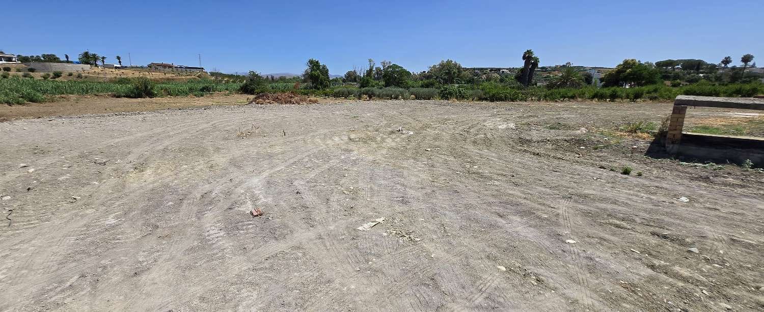 4 soveværelse Villa til salg i Alhaurin el Grande med swimmingpool - € 280.000 (Ref: 9088448)