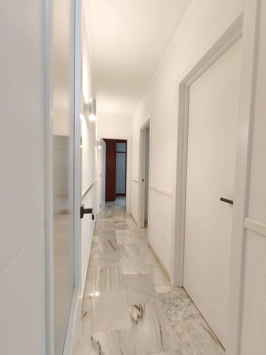 3 slaapkamer Penthouse te koop in Malaga stad - € 480.000 (Ref: 9104258)