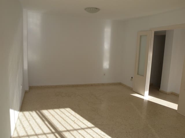 4 slaapkamer Rijtjeshuis te huur in Alhaurín de la Torre met zwembad - € 1.700 (Ref: 9108409)