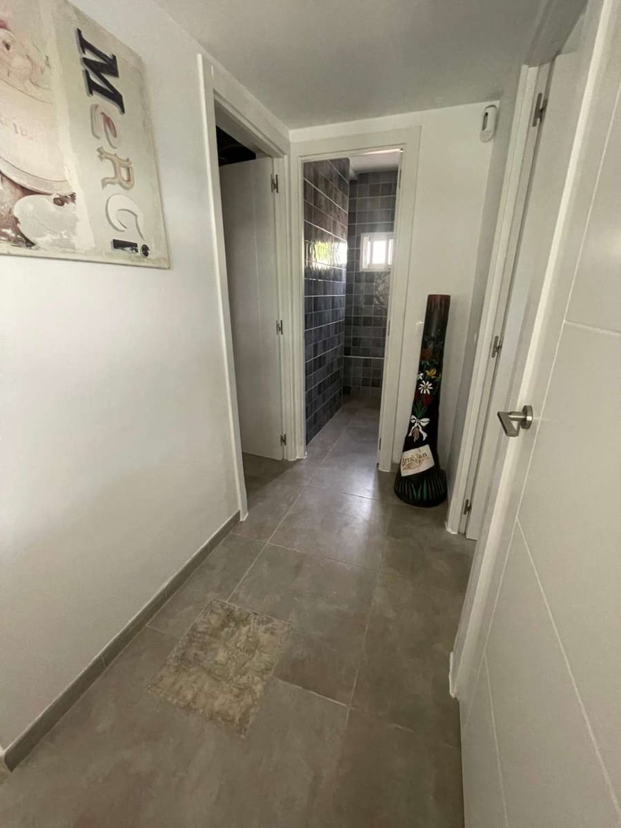 5 bedroom Villa for sale in Alhaurin el Grande with pool - € 590,000 (Ref: 9141312)