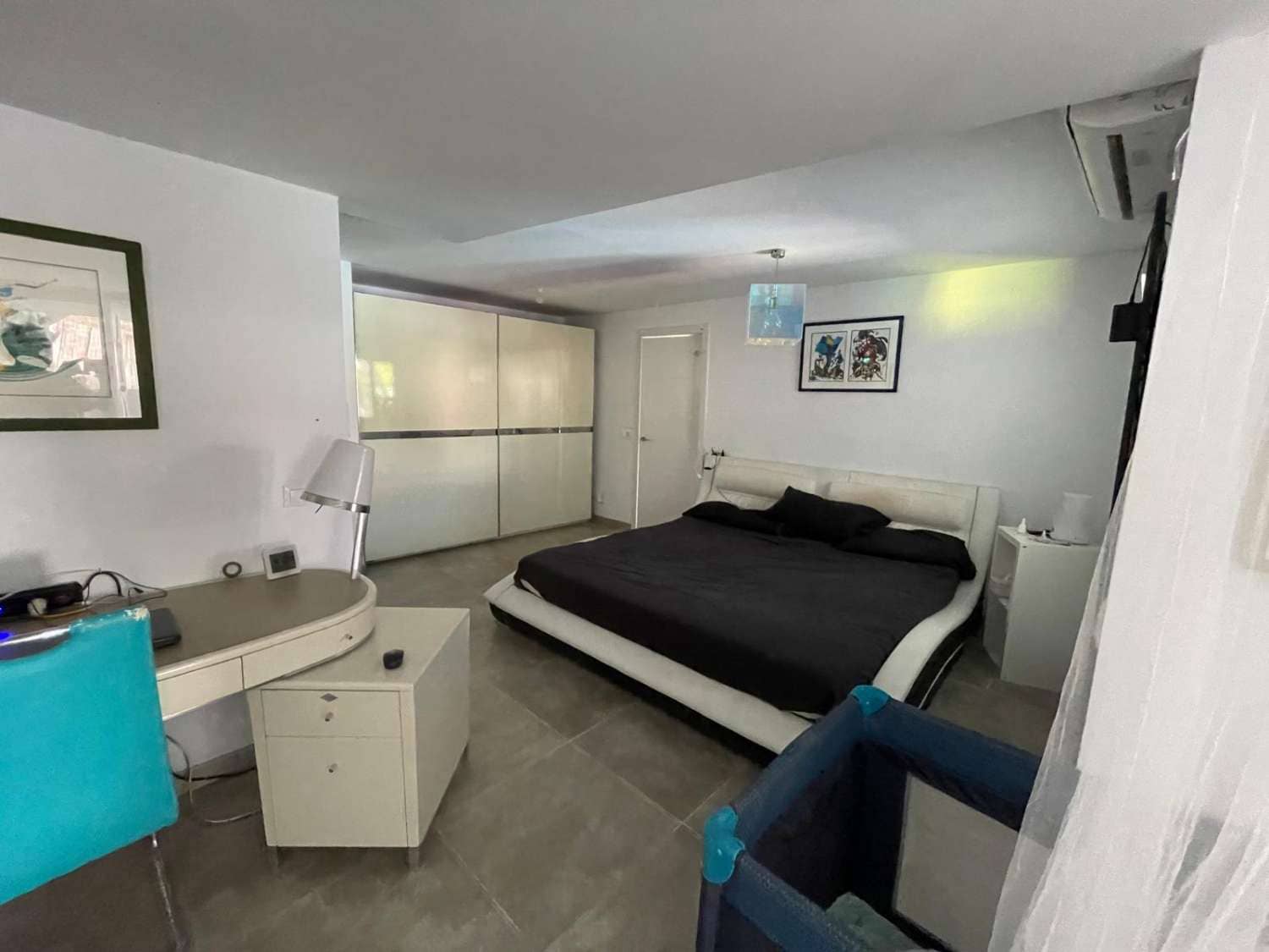 5 bedroom Villa for sale in Alhaurin el Grande with pool - € 590,000 (Ref: 9141312)