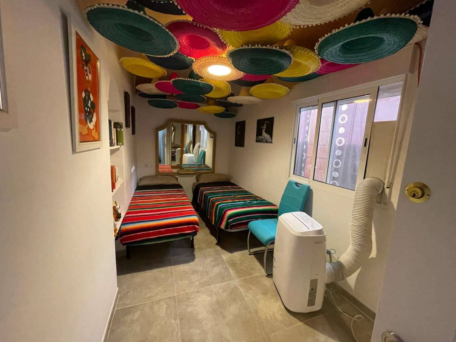 5 bedroom Villa for sale in Alhaurin el Grande with pool - € 590,000 (Ref: 9141312)