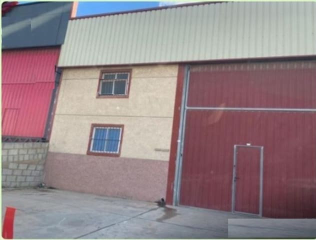 Bedrijf te huur in Alhaurín de la Torre - € 1.900 (Ref: 9142607)