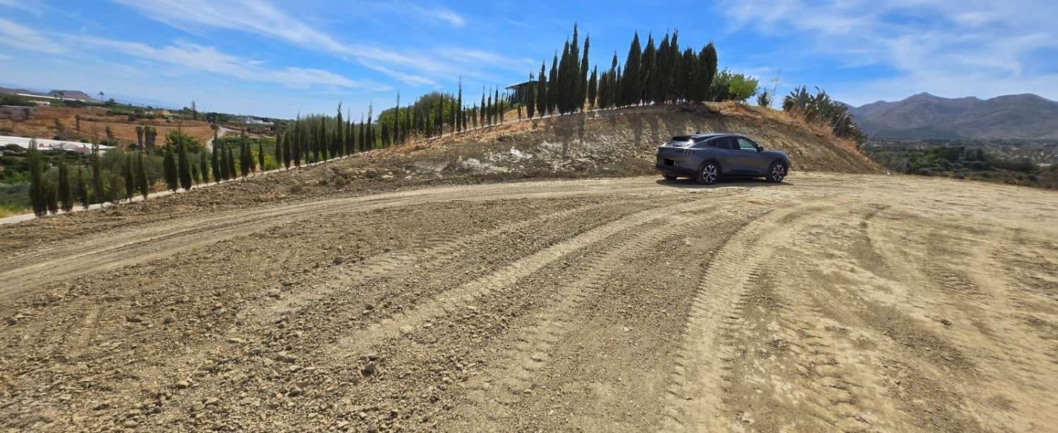 Finca/Landehus til salg i Alhaurin de la Torre - € 79.000 (Ref: 9202166)