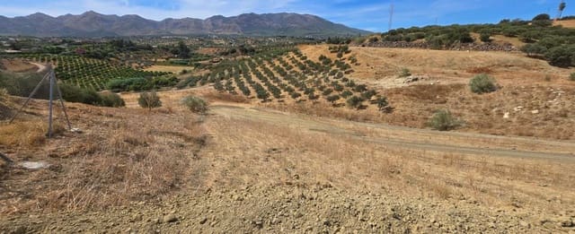 Finca/Landehus til salg i Alhaurín de la Torre - € 79.000 (Ref: 9202166)