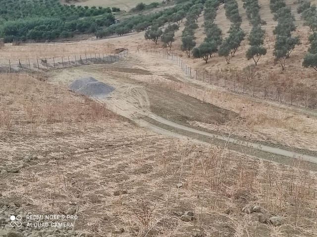 Finca/Landehus til salg i Alhaurín de la Torre - € 79.000 (Ref: 9202166)