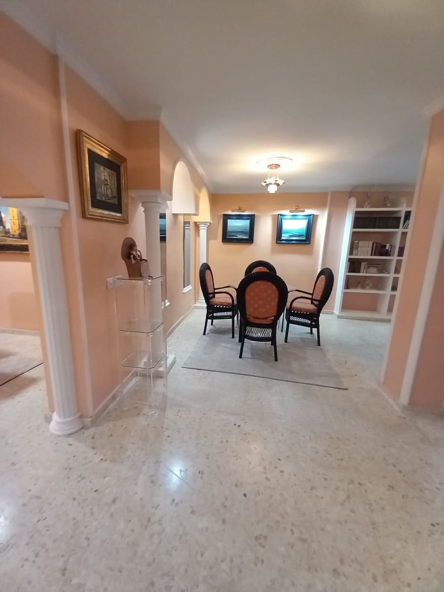 5 soverom Villa til salgs i Alhaurin de la Torre med svømmebasseng - € 1 200 000 (Ref: 9217009)