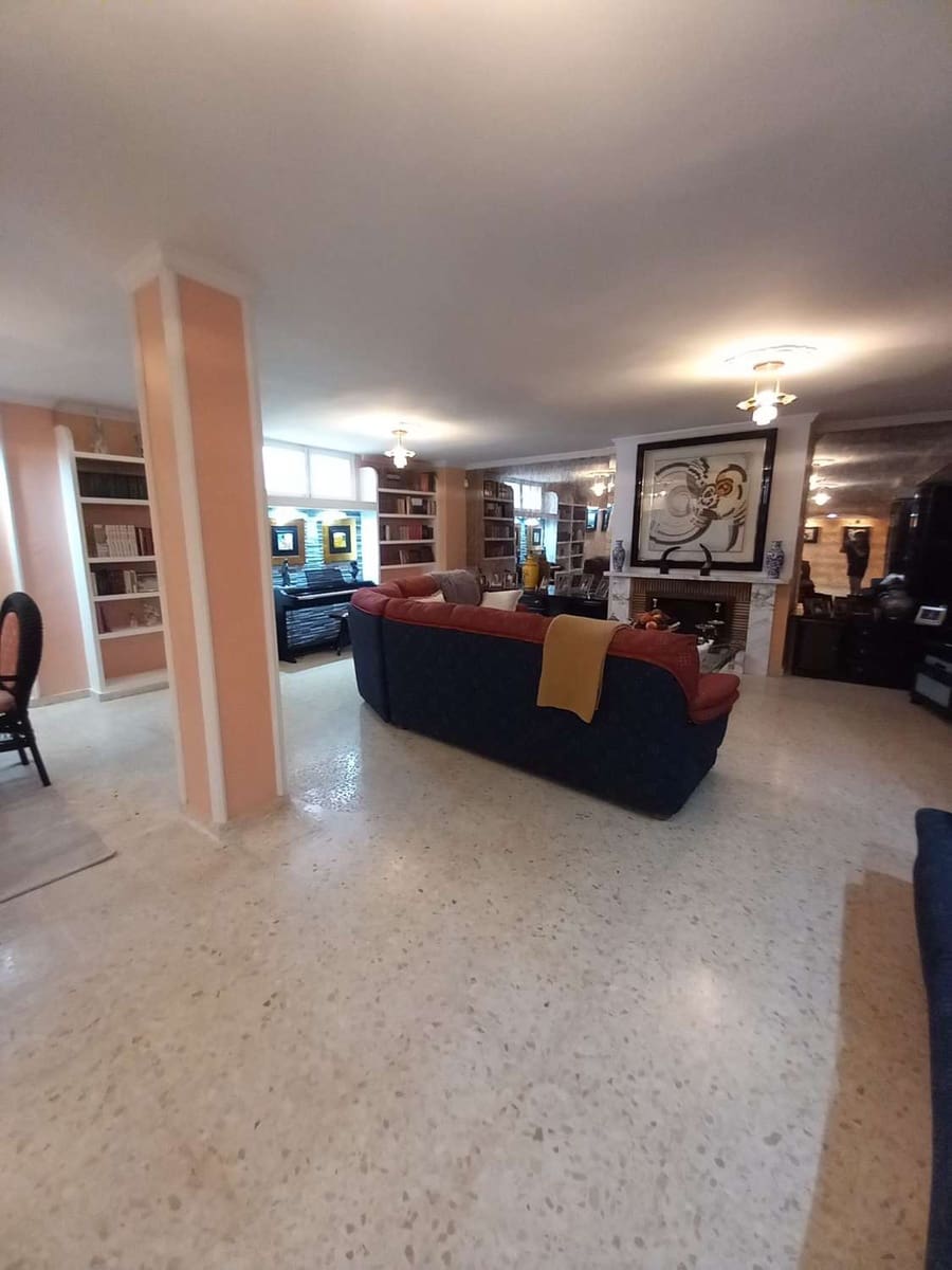 5 soverom Villa til salgs i Alhaurin de la Torre med svømmebasseng - € 1 200 000 (Ref: 9217009)