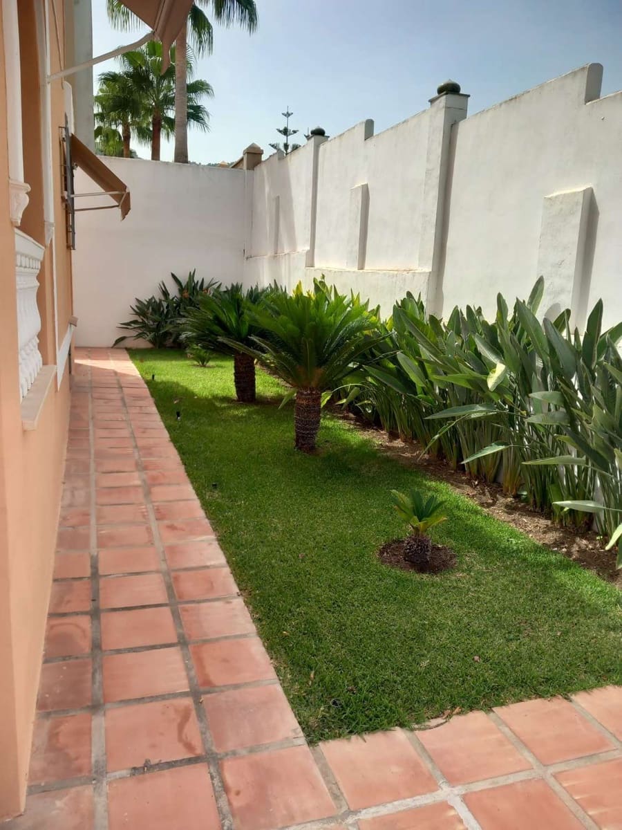 5 soverom Villa til salgs i Alhaurin de la Torre med svømmebasseng - € 1 200 000 (Ref: 9217009)