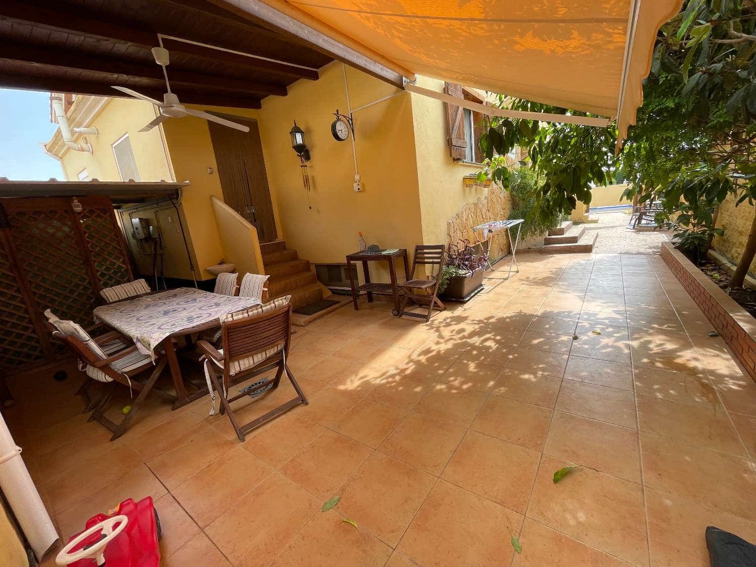 6 soveværelse Semi-Rækkehus til salg i Alhaurin de la Torre med swimmingpool garage - € 649.000 (Ref: 9226188)