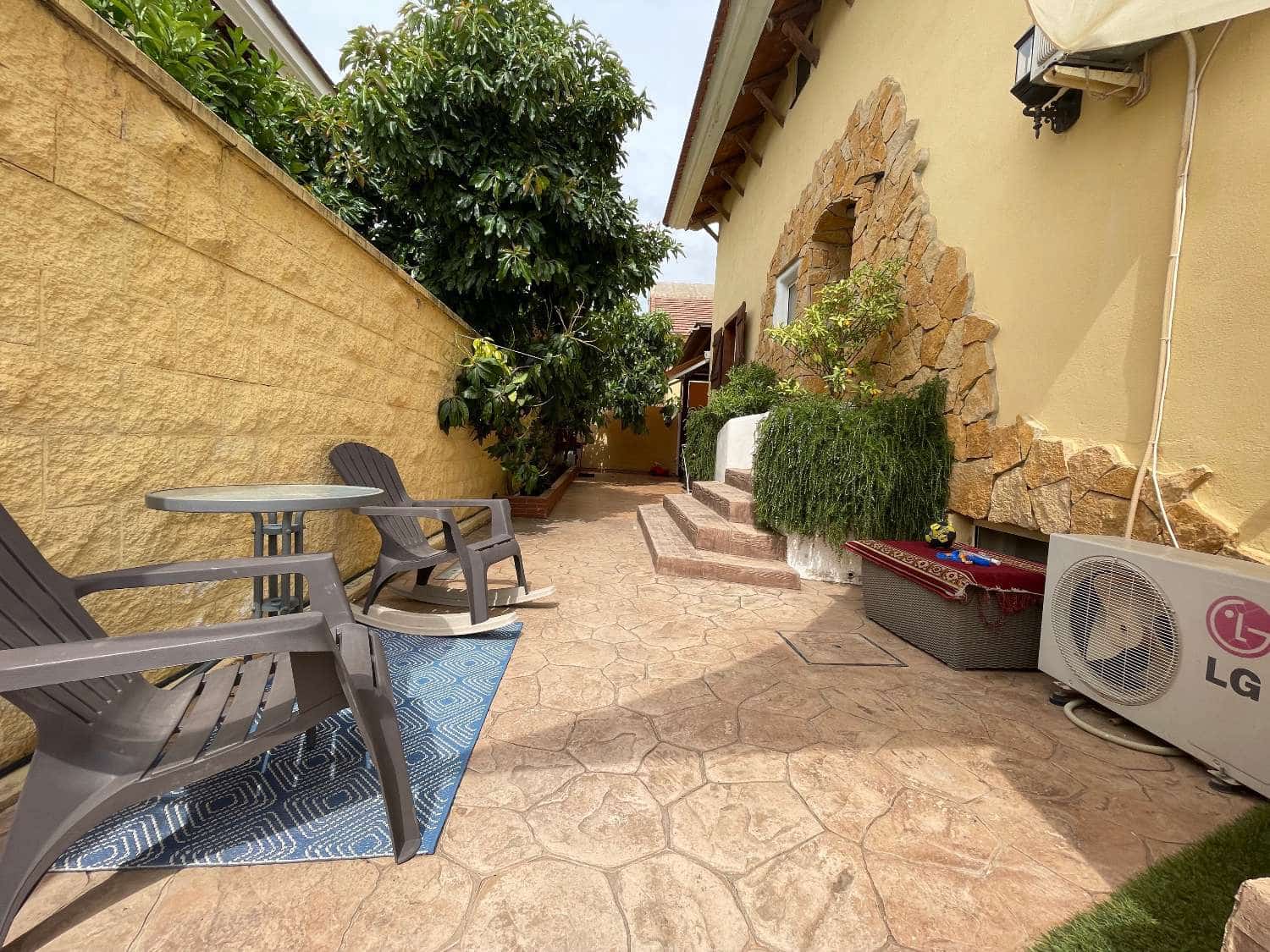 6 soveværelse Semi-Rækkehus til salg i Alhaurin de la Torre med swimmingpool garage - € 649.000 (Ref: 9226188)