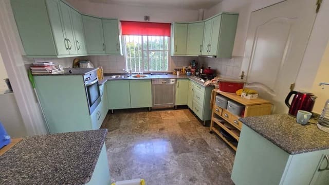 3 slaapkamer Halfvrijstaande villa te koop in Alhaurín de la Torre met garage - € 490.000 (Ref: 9251838)