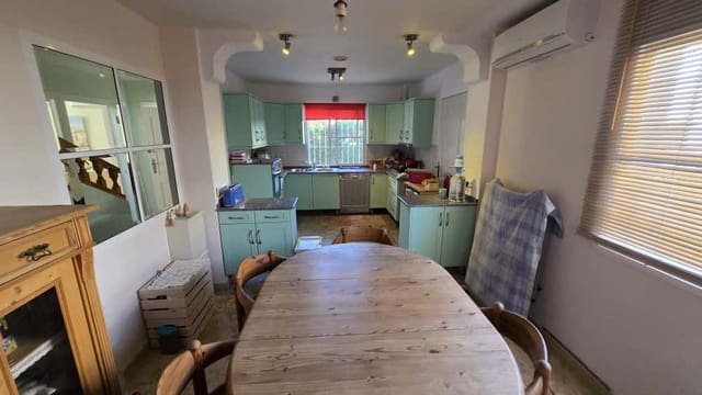 3 slaapkamer Halfvrijstaande villa te koop in Alhaurín de la Torre met garage - € 490.000 (Ref: 9251838)