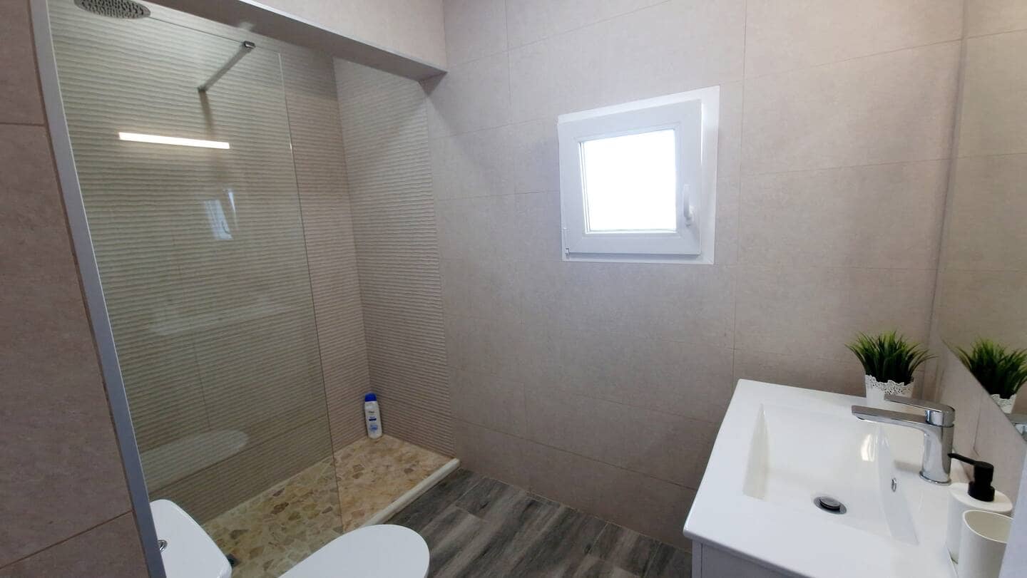 3 bedroom Villa for rent in Alhaurin de la Torre with pool garage - € 2,750 (Ref: 9272055)