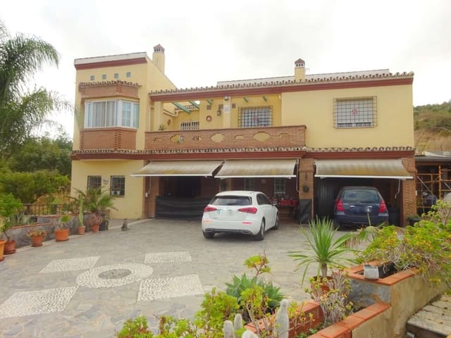 4 camera da letto Villa in vendita in Alhaurín de la Torre con piscina - 750.000 € (Rif: 9300428)