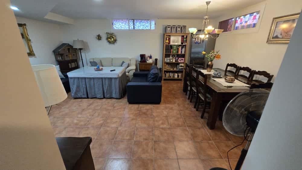 4 soveværelse Semi-Rækkehus til salg i Alhaurin de la Torre med swimmingpool - € 550.000 (Ref: 9325924)