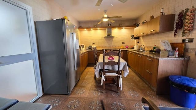 6 quarto Moradia para venda em Alhaurín de la Torre com piscina - 1 290 000 € (Ref: 9413577)