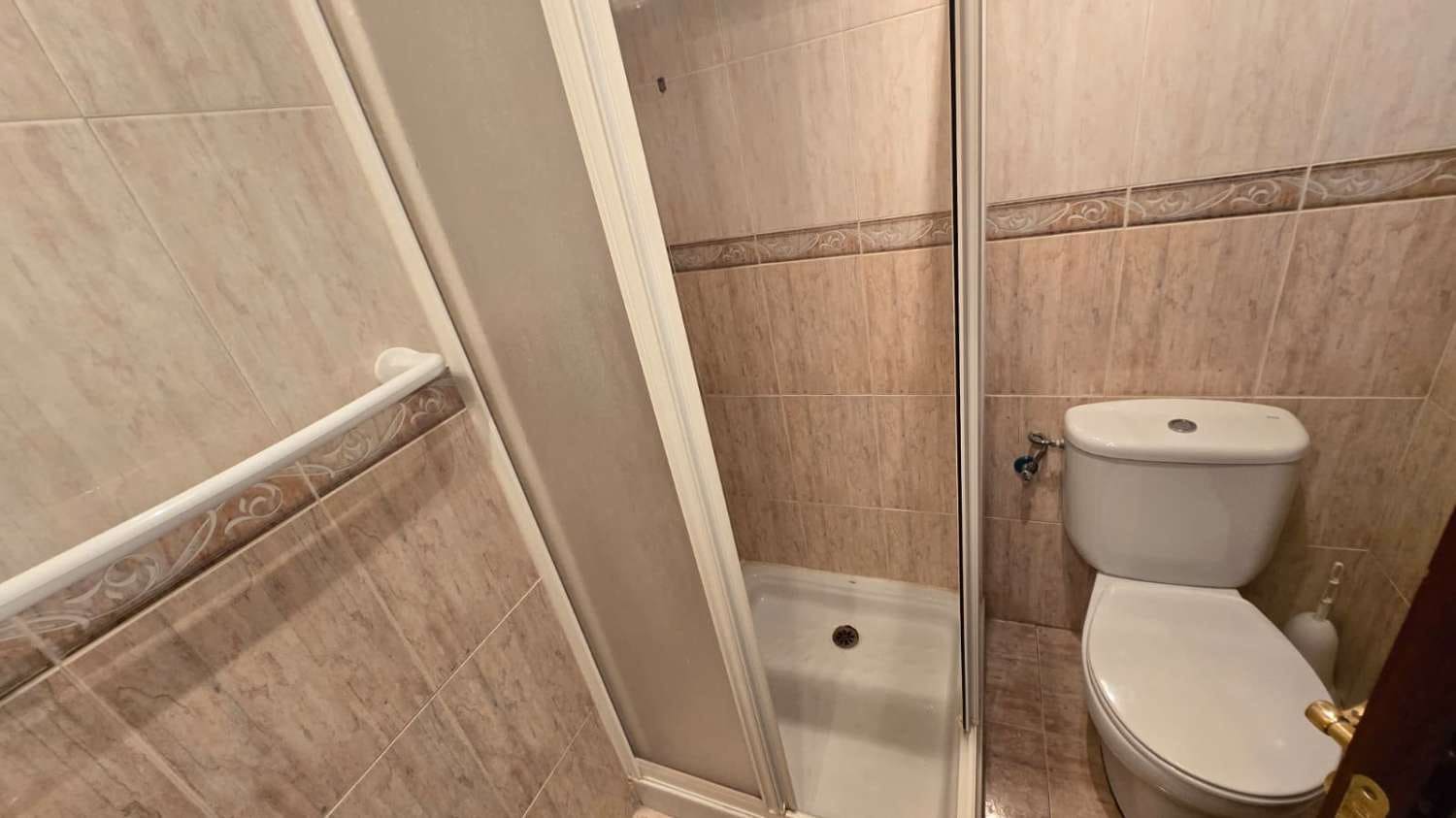 2 sypialnia Dom do wynajęcia w Alhaurin de la Torre z garażem - 1 300 € (Ref: 9450123)