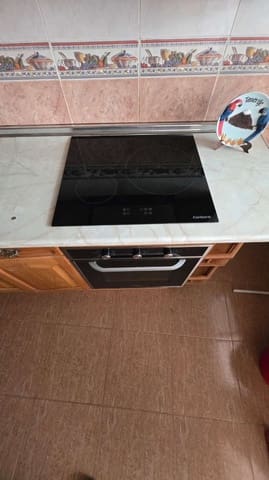 2 makuuhuone Omakotitalo vuokrattavana paikassa Alhaurín de la Torre mukana 
autotalli - 1 300 € (Ref: 9450123)