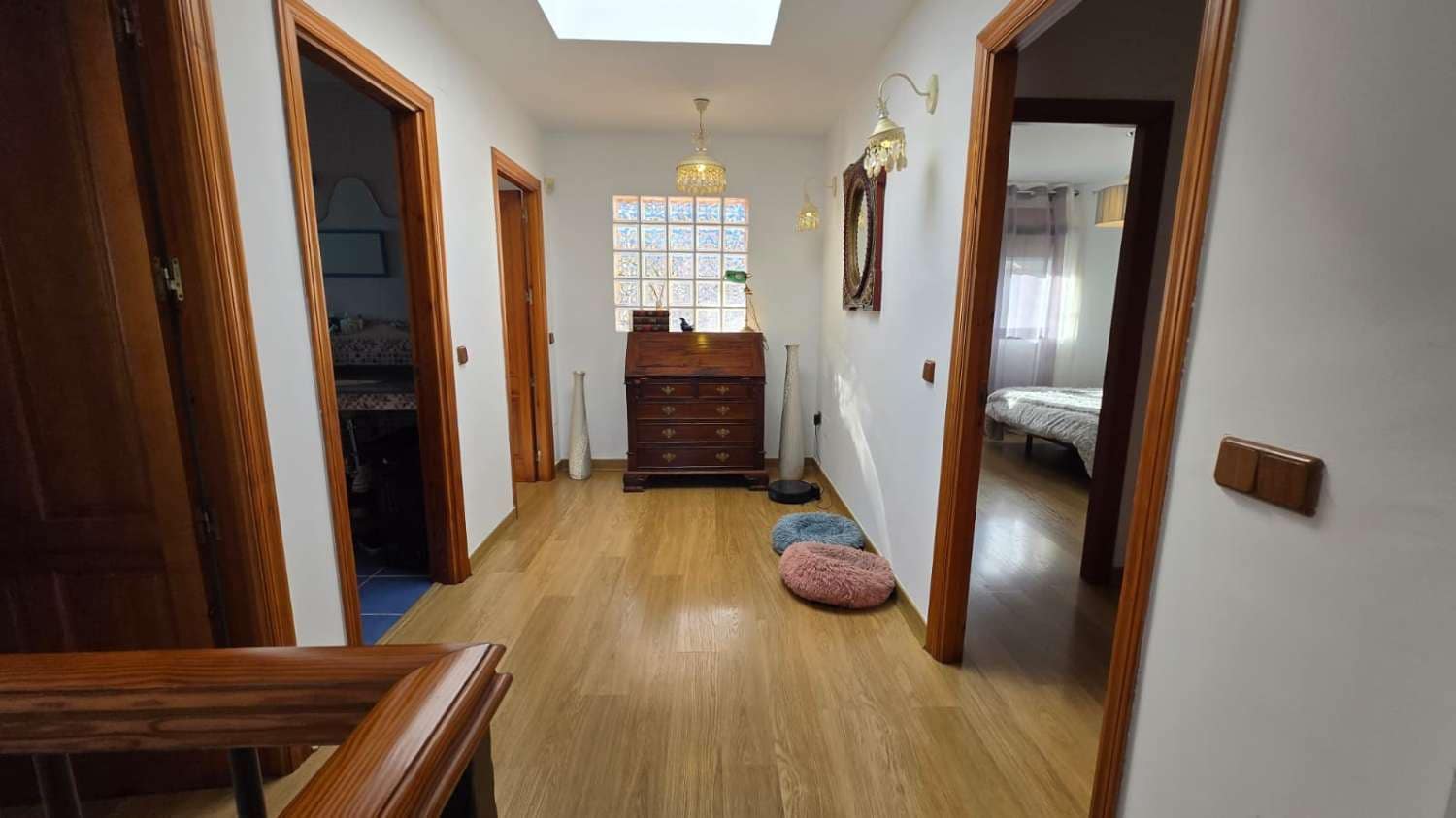 6 bedroom Villa for sale in Alhaurin de la Torre with pool - € 765,000 (Ref: 9496794)