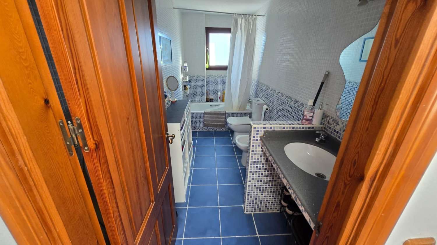 6 bedroom Villa for sale in Alhaurin de la Torre with pool - € 765,000 (Ref: 9496794)